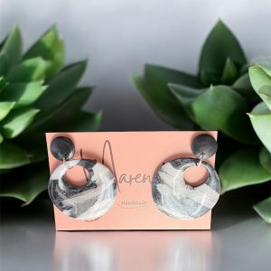 La niña de los Peines